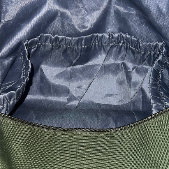 Beichad Green and Tan Duffel Bag for Men - Picture 4 of 10